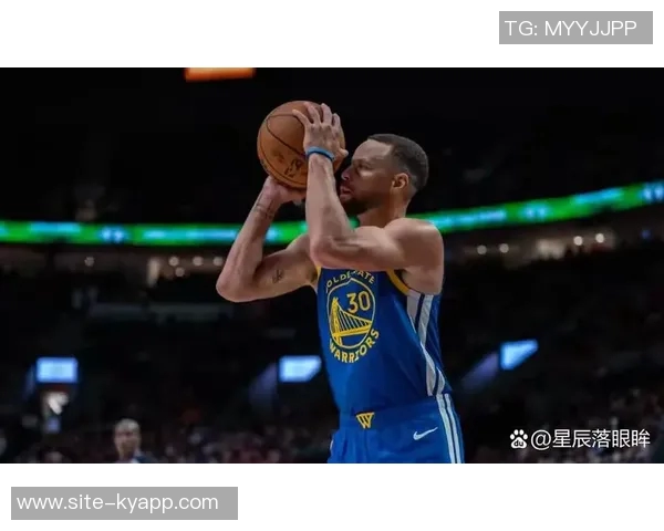 库里创纪录第63次以70以上真实命中率得分40乔丹紧随其后并列第二